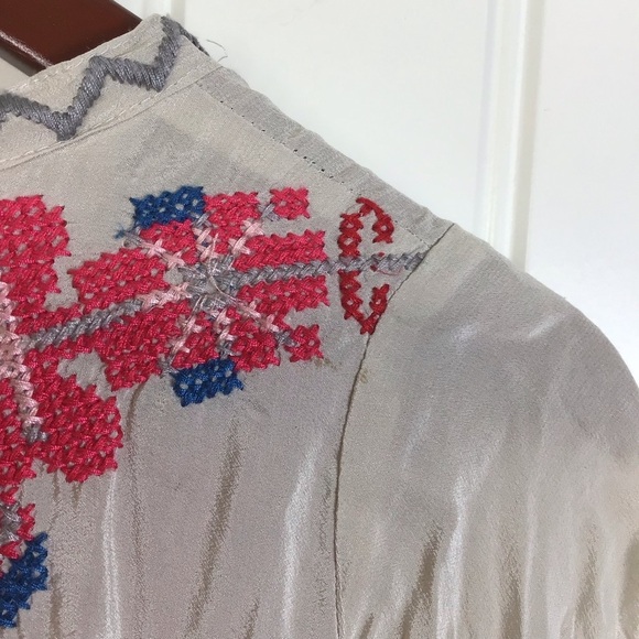 Johnny Was Biya 100% Silk Embroidered Tunic Size X-Small. - Picture 4 of 16